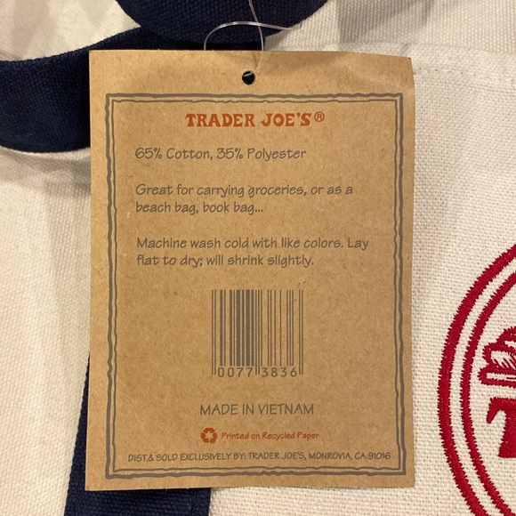 Trader Joe's ‘Canvas Tote Bag’, Cream+Navy w/ Red Logo, Outside Pockets, NWTags - Picture 4 of 9